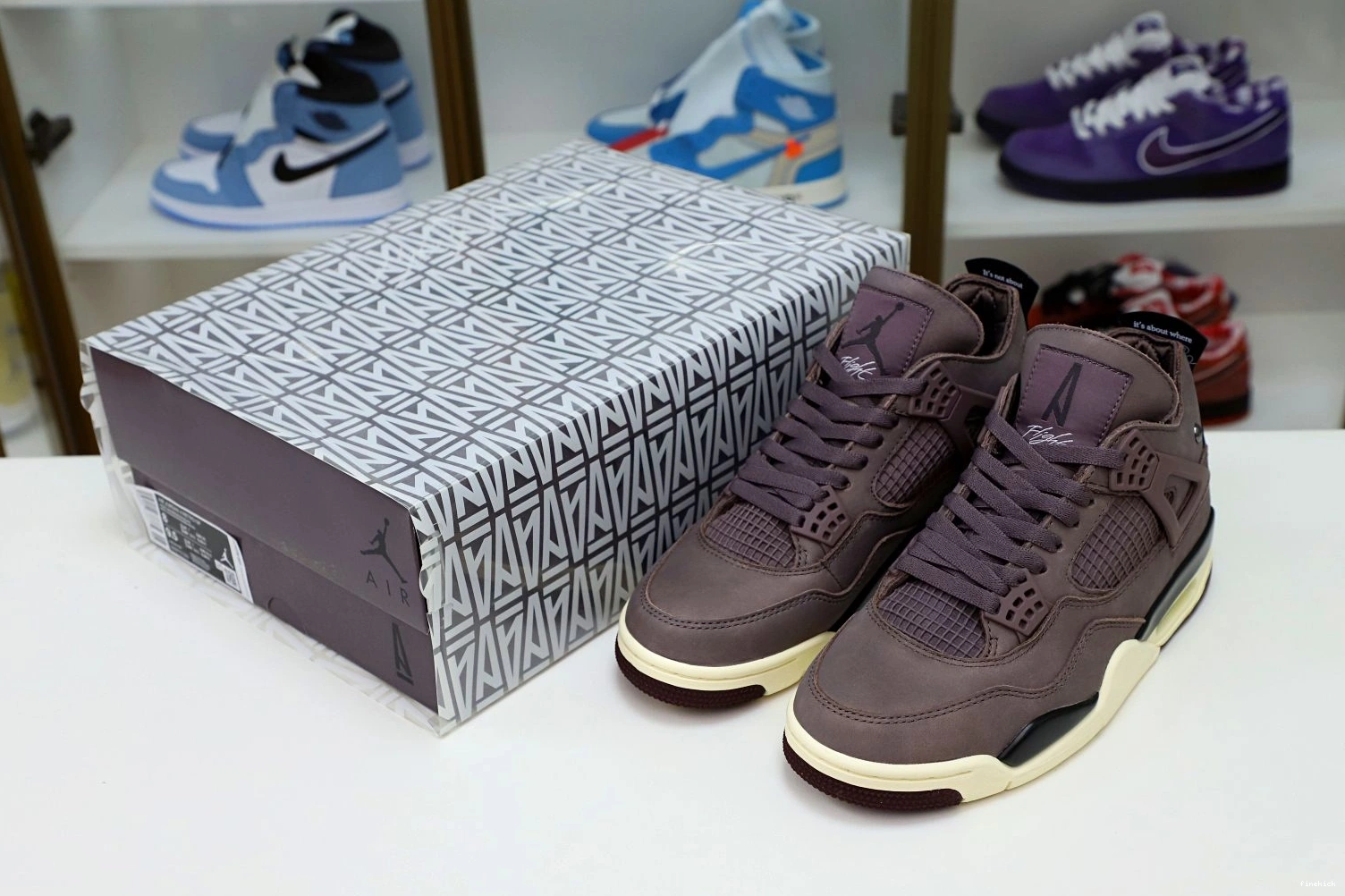 4 JORDAN AIR AM 0805